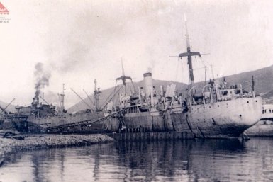 Шпунтовый причал на мысе Сигнальном, 1942-1945 гг из фондов КГКУ ГААК