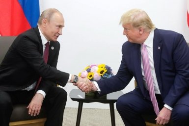 Президенты РФ и США Владимир Путин и Дональд Трамп Kremlin.ru