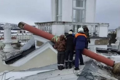 С места происшествия пресс-служба мэрии Магадана