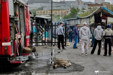 После пожара на Спортивном рынке во Владивостоке проверили качество воздуха Дмитрий Осипчук, ИА PrimaMedia