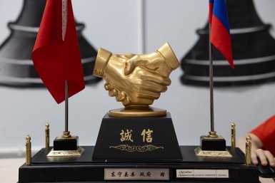 Международный онлайн-турнир по шахматам школьников РФ и КНР прошел во Владивостоке Пресс-служба администрации Владивостока