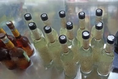 Полиция изъяла 28 литров контрафактного алкоголя в одном из магазинов Владивостока Пресс-служба УМВД России по Приморскому краю