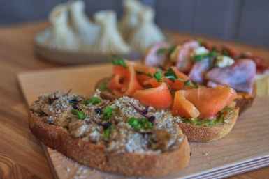 Рыбку солю сама и в бумаге — в 5 раз вкуснее, чем из магазина Дмитрий Осипчук, ИА PrimaMedia