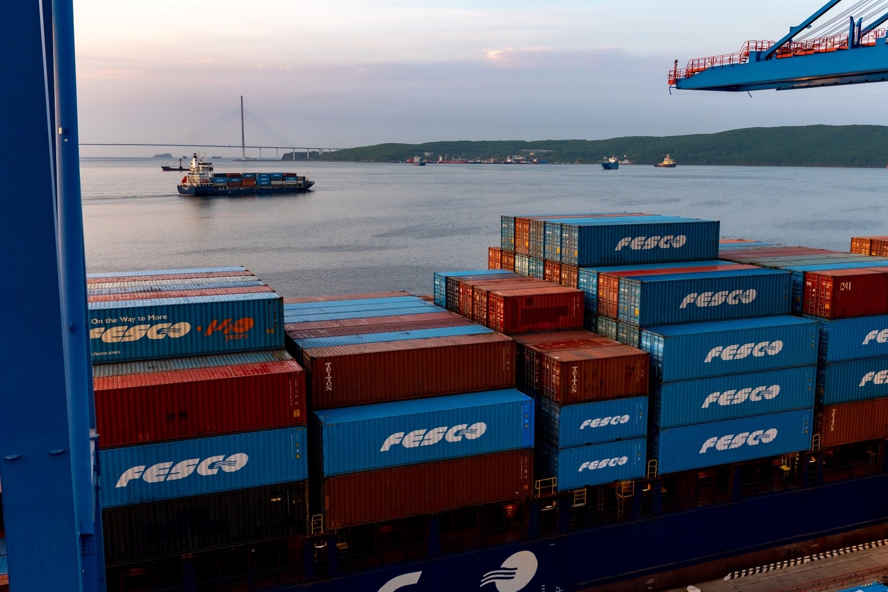 FESCO установила рекорд по импортным контейнерным перевозкам через порты Дальнего Востока пресс-служба FESCO